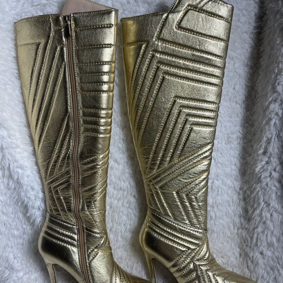 Liliana Metallic Gold Quilted Patterned Stitch Pointy Toe Stiletto Boots SZ 6.5 - Picture 5 of 16